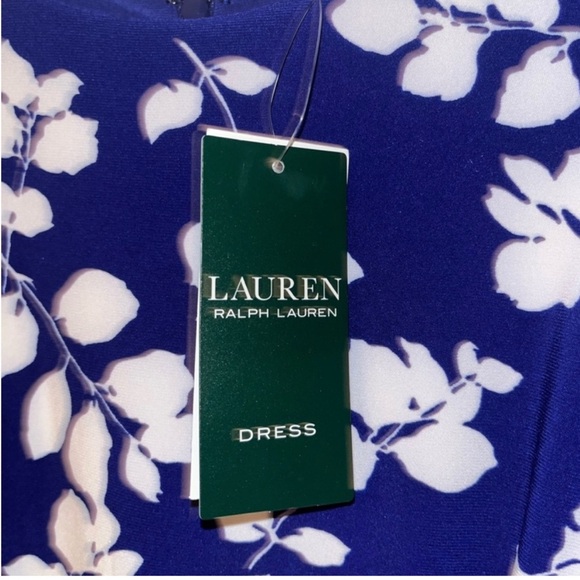 Beautiful, NWT, Lauren Ralph Lauren Dress, Size 14
Never worn - Picture 2 of 7